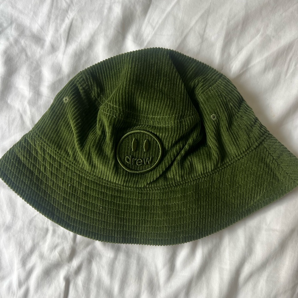 Drew green bucket hat!!